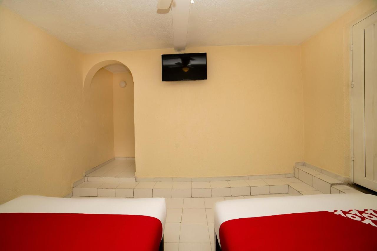 Oyo Hotel Jardin Carpio Aguascalientes Bagian luar foto